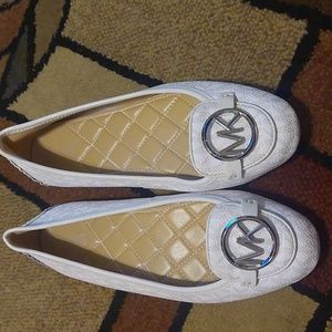 Michael Kors women shoes size 7 medium